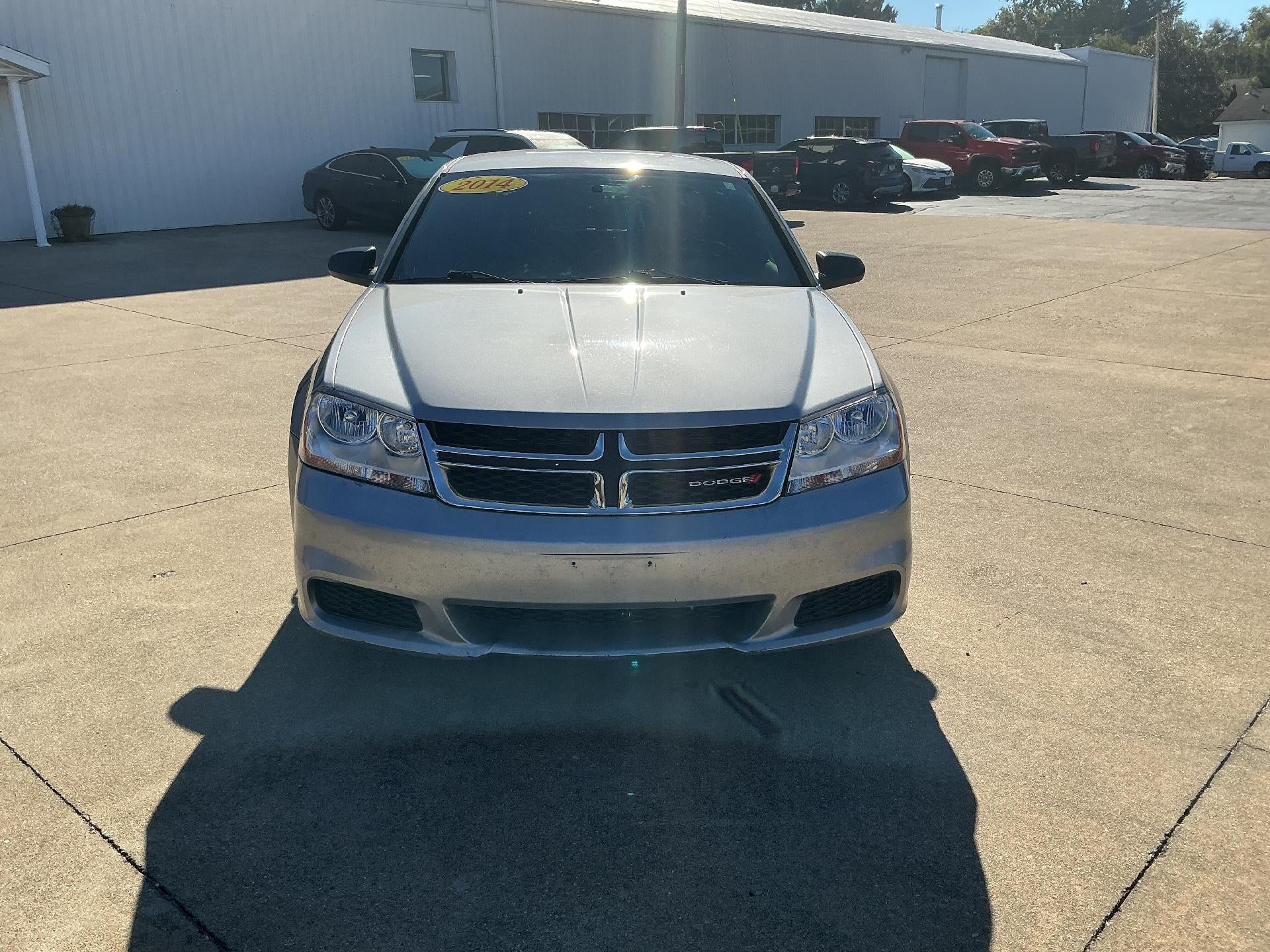 Used 2014 Dodge Avenger SE V6 with VIN 1C3CDZAG4EN196962 for sale in Vandalia, IL