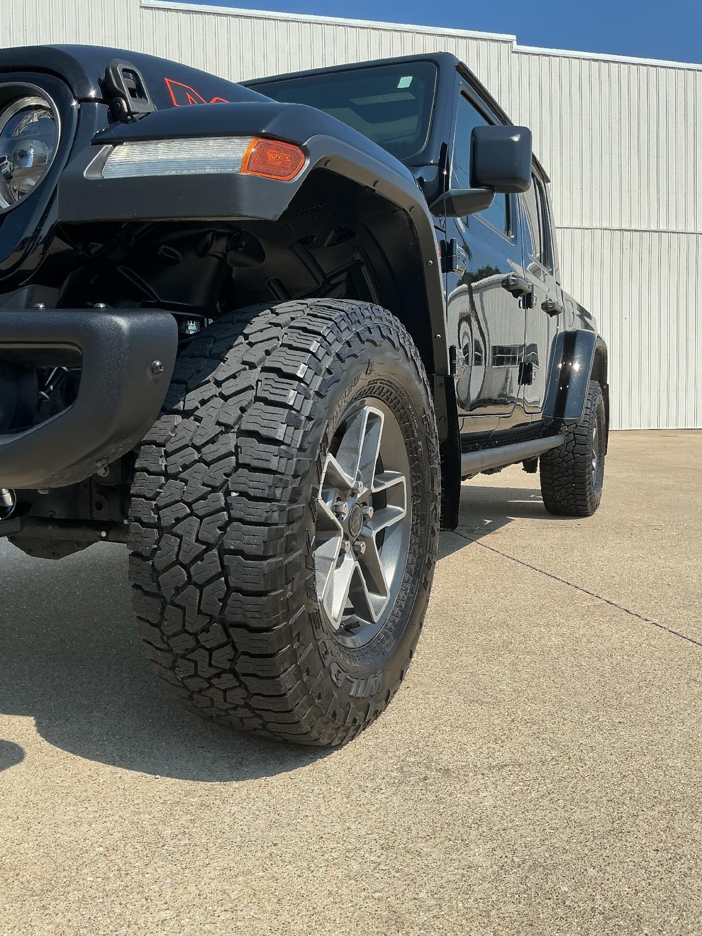 2024 Jeep Gladiator Mojave X