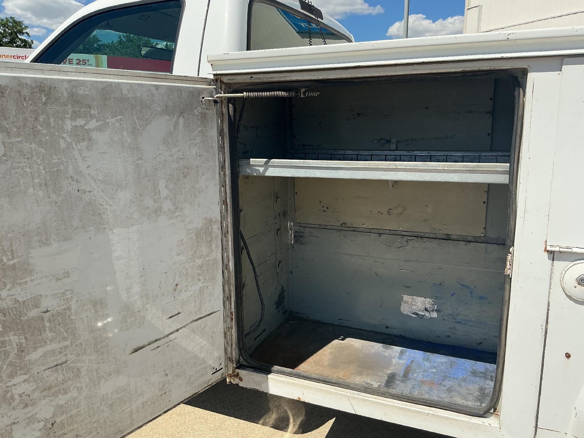 1999 Ford Super Duty F-350 DRW XL
