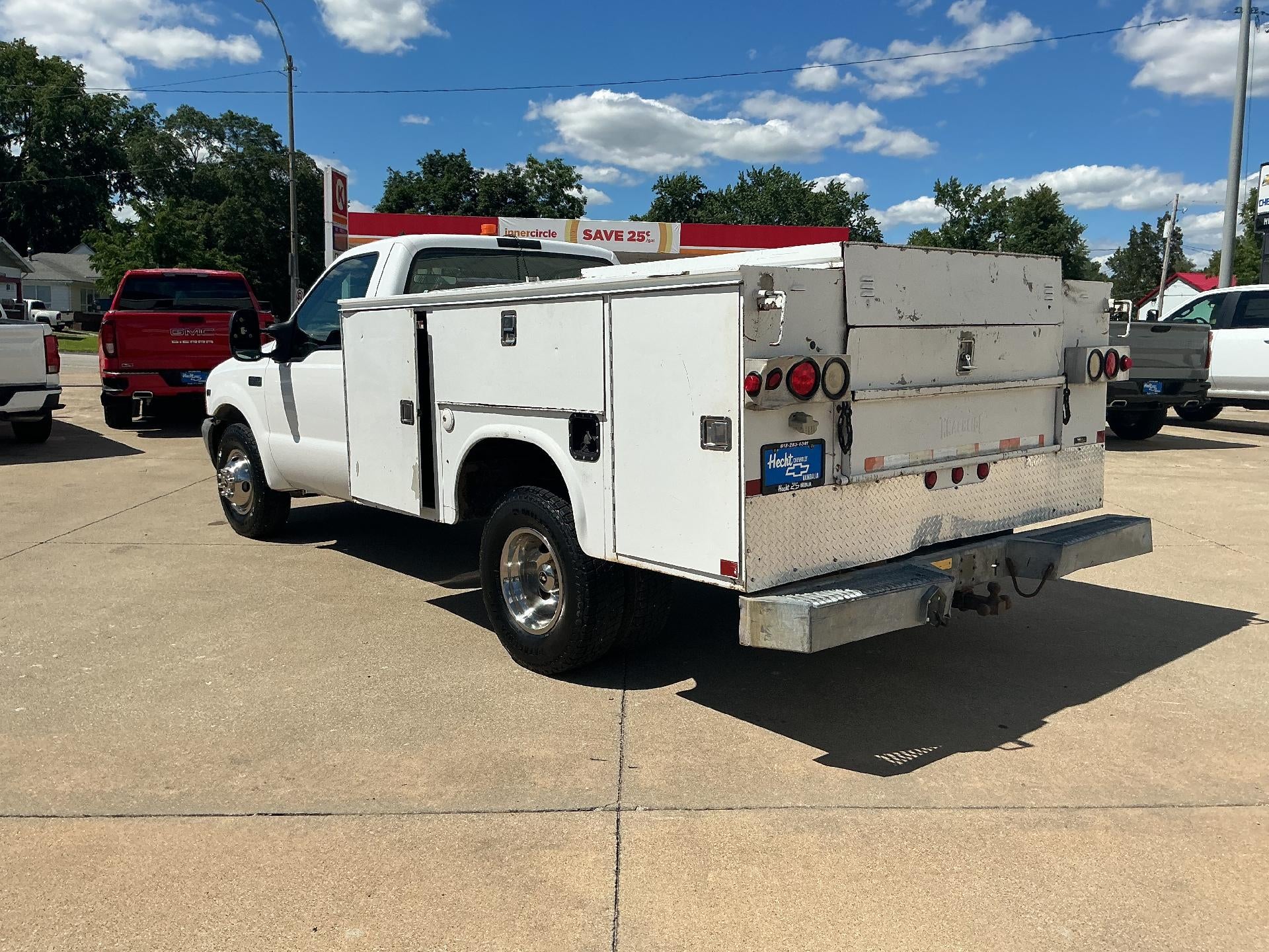 1999 Ford Super Duty F-350 DRW XL