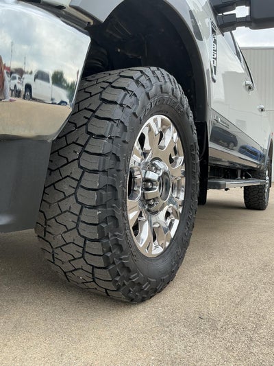 2022 Ford Super Duty F-350 SRW LARIAT