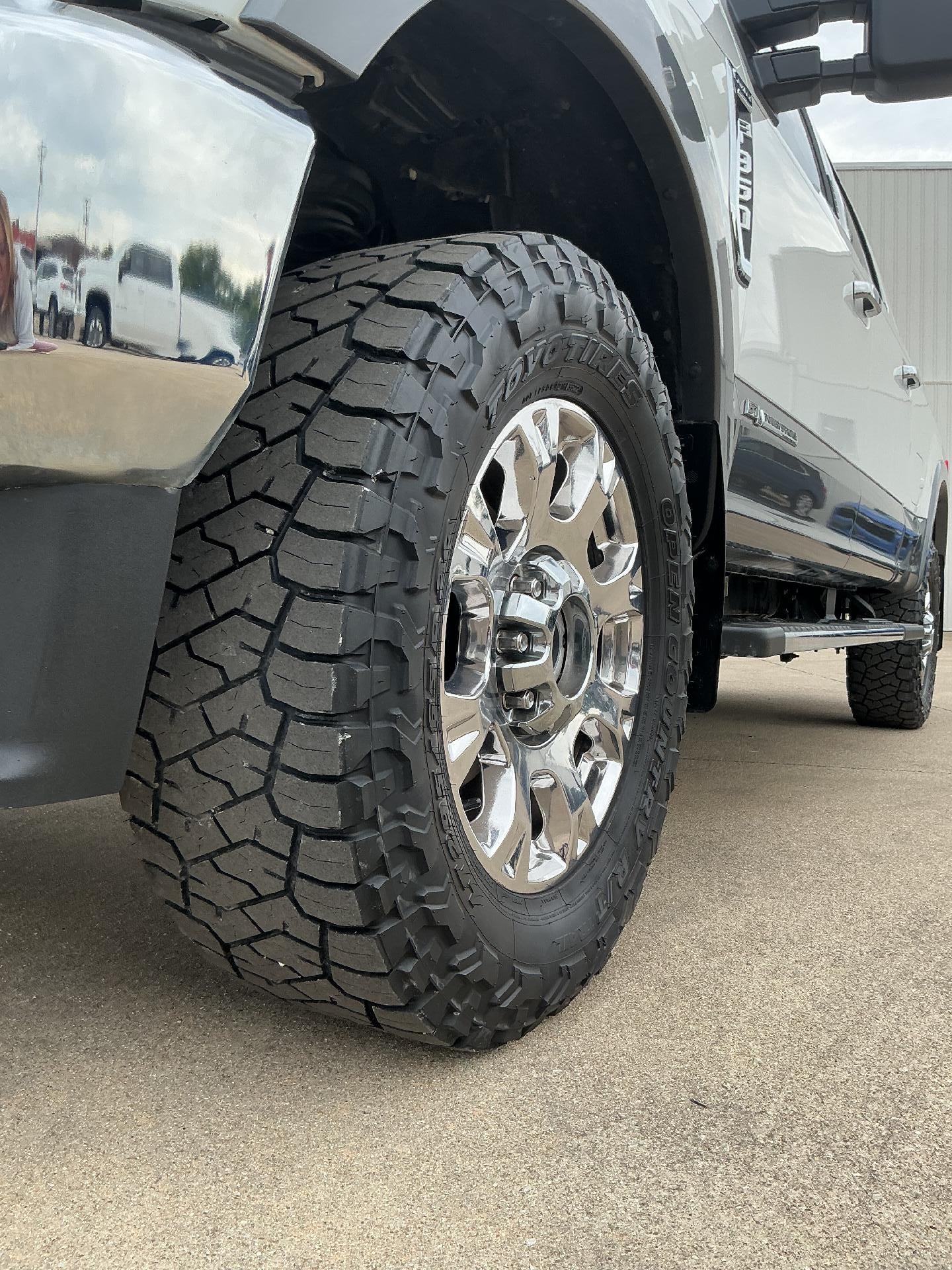 2022 Ford Super Duty F-350 SRW LARIAT