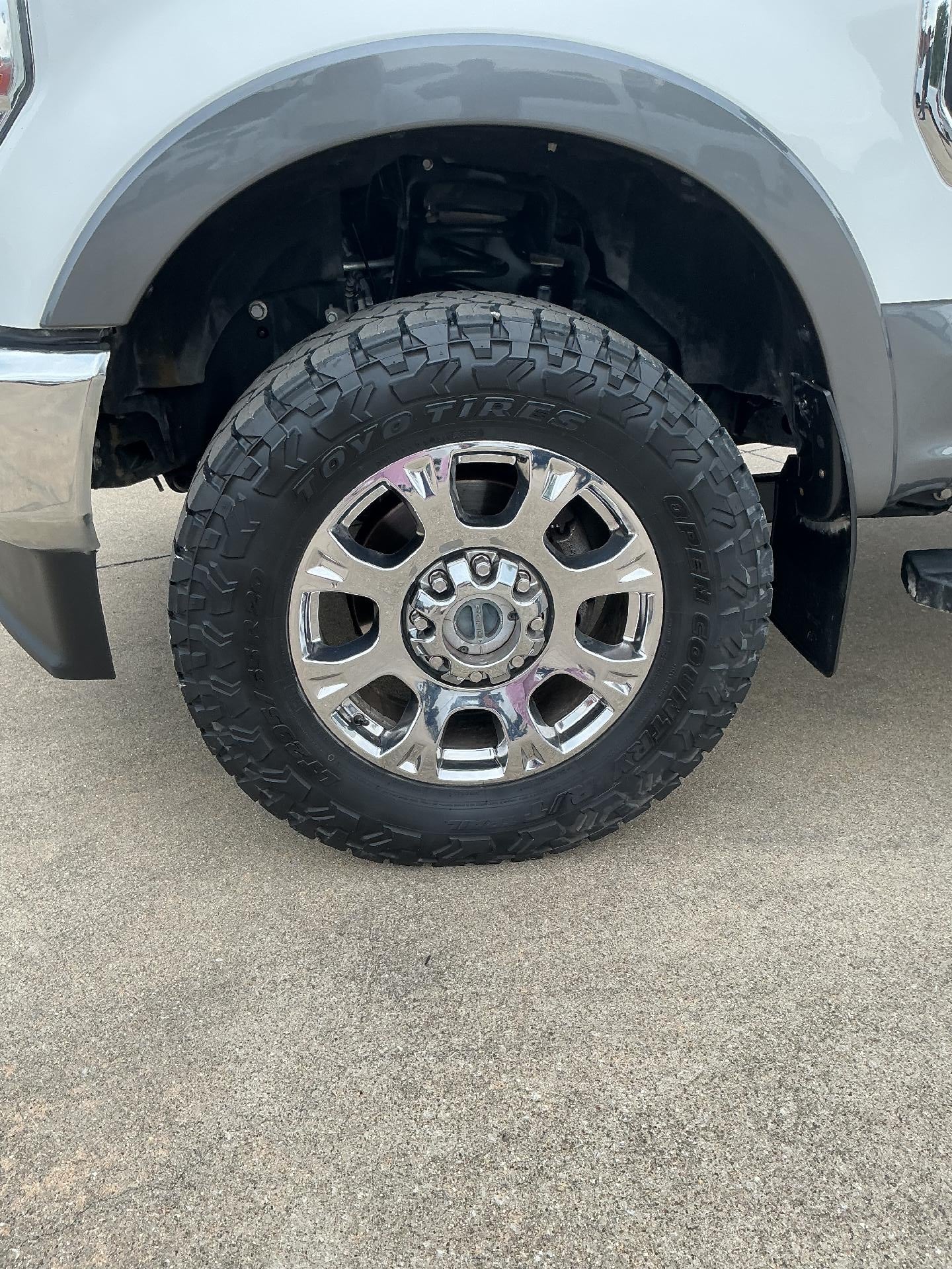 2022 Ford Super Duty F-350 SRW LARIAT