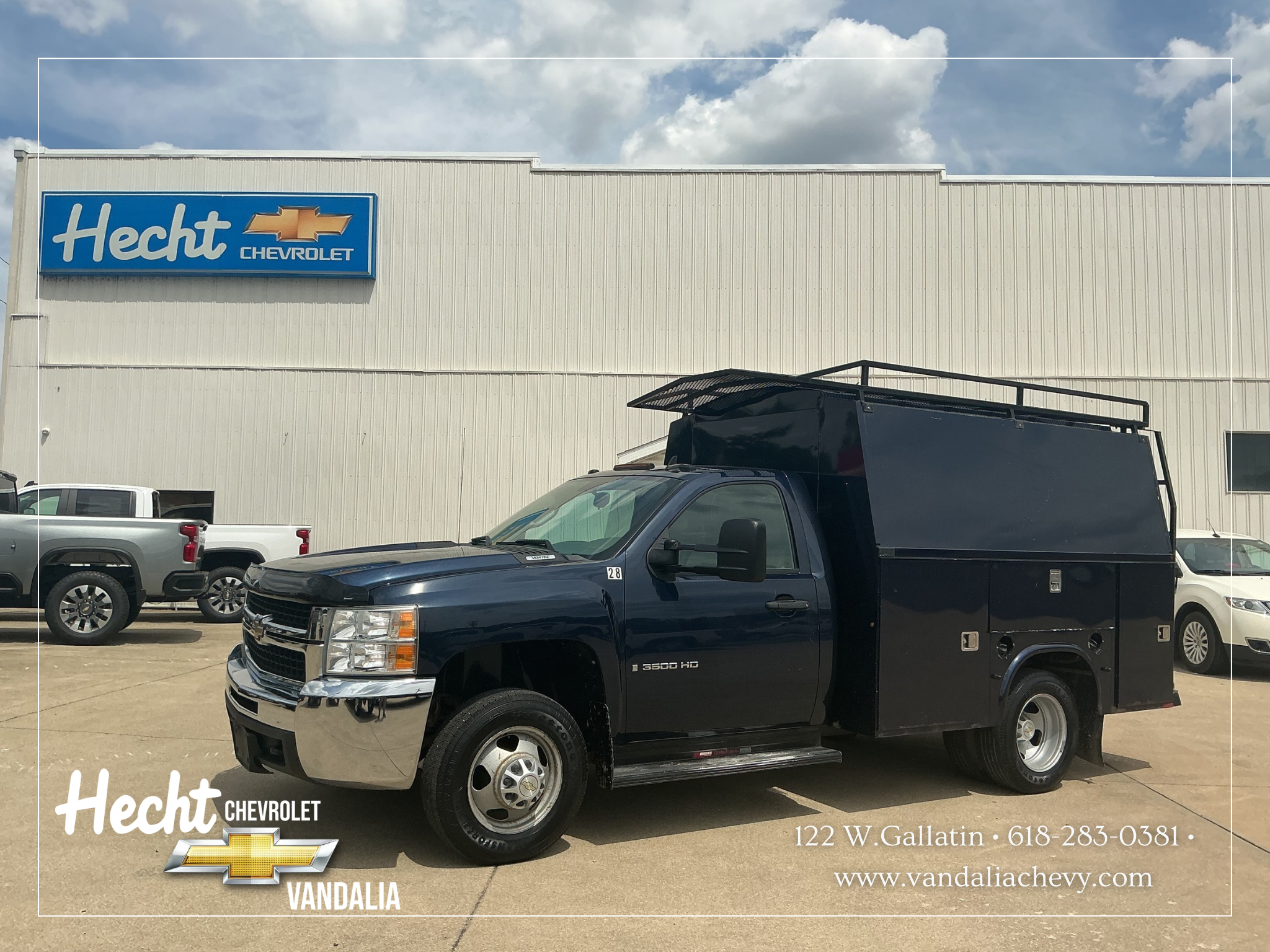 2009 Chevrolet Silverado HD Work Regular Cab SWB's photo
