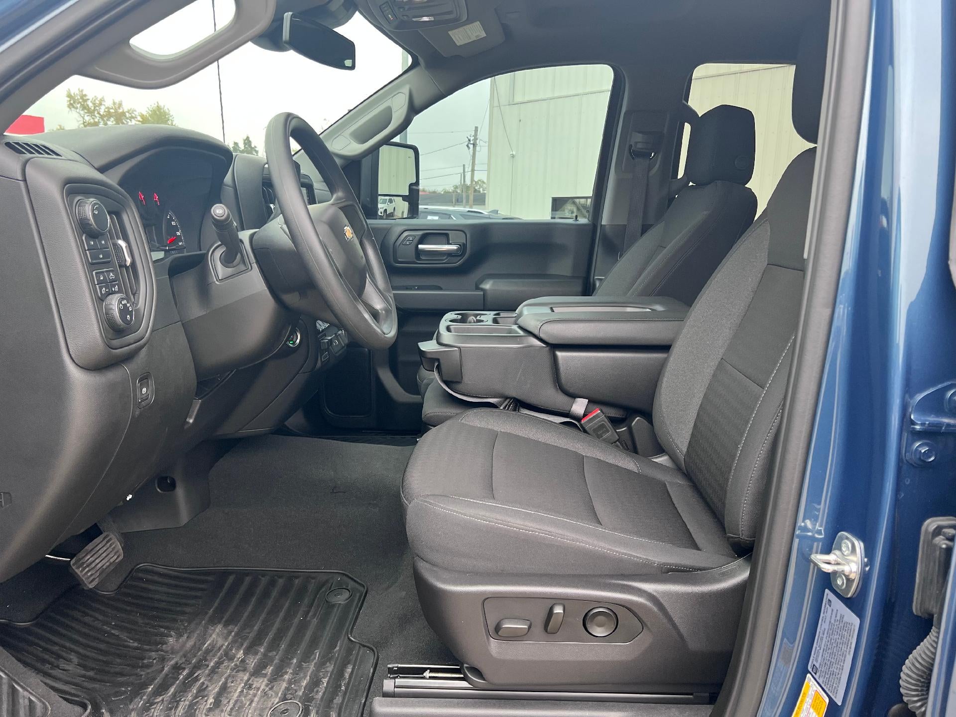 2025 Chevrolet Silverado 2500 HD Custom