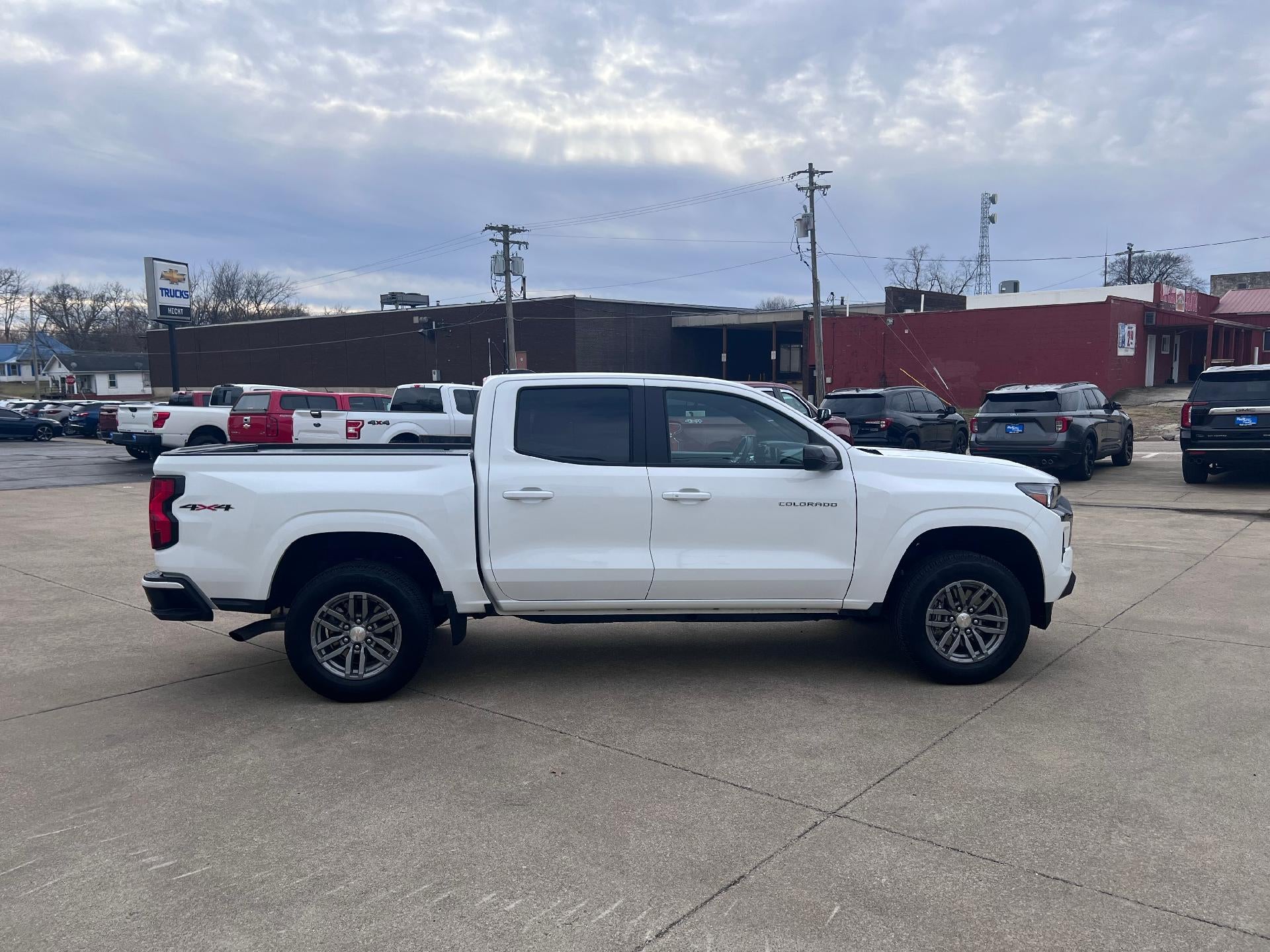 2024 Chevrolet Colorado LT