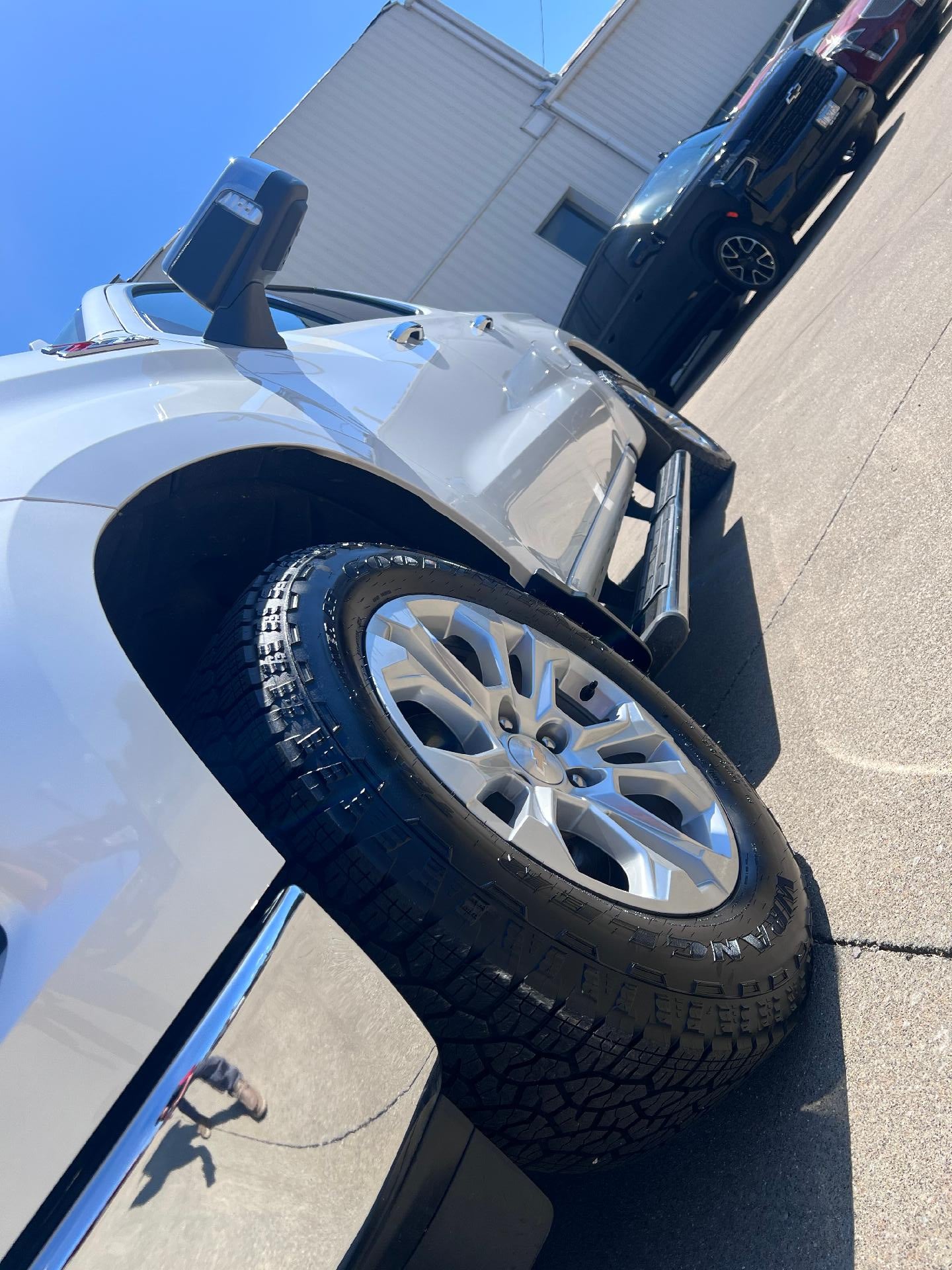 2024 Chevrolet Silverado 1500 LTZ