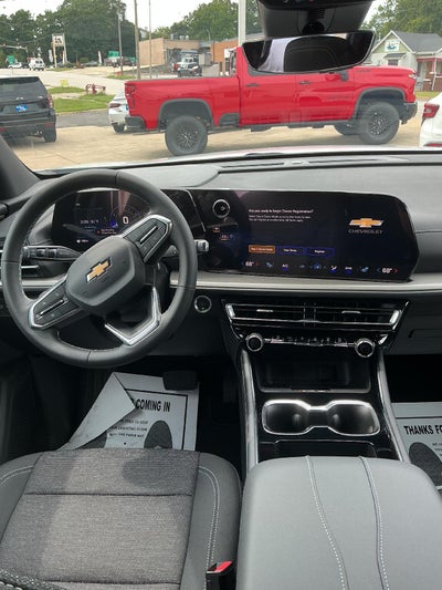 2027 Chevrolet Traverse LT
