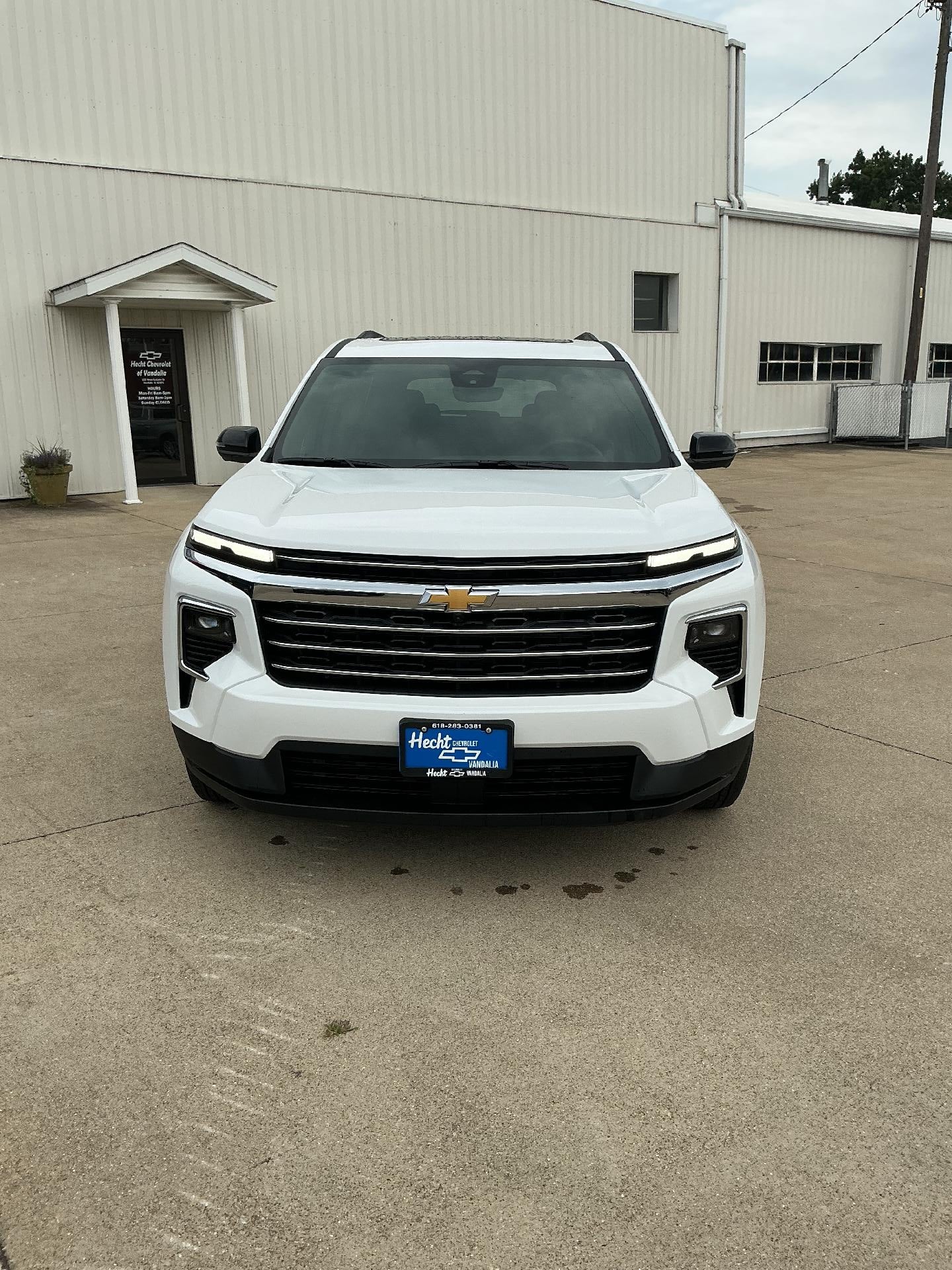 2027 Chevrolet Traverse LT