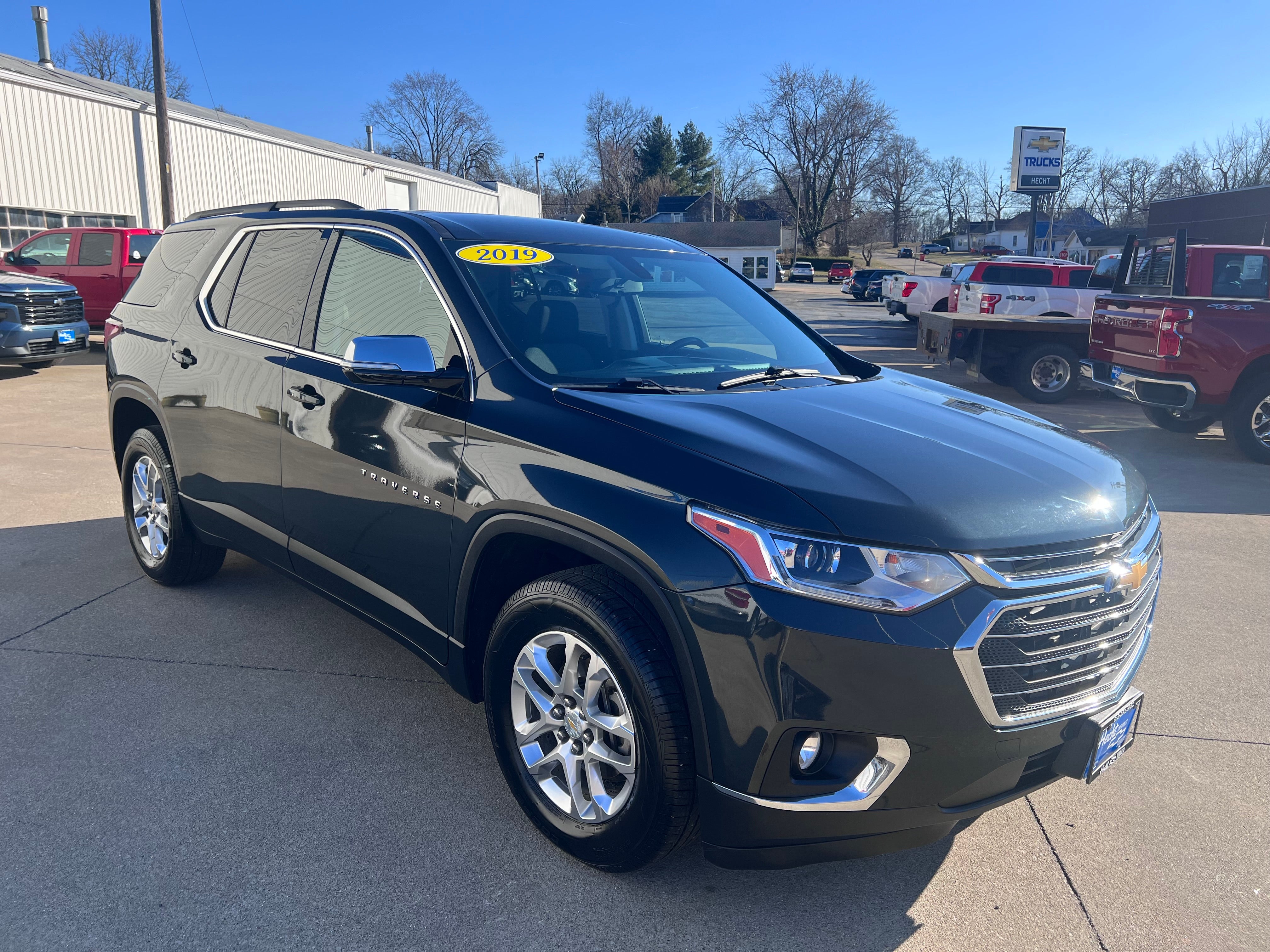 2019 Chevrolet Traverse LT Cloth
