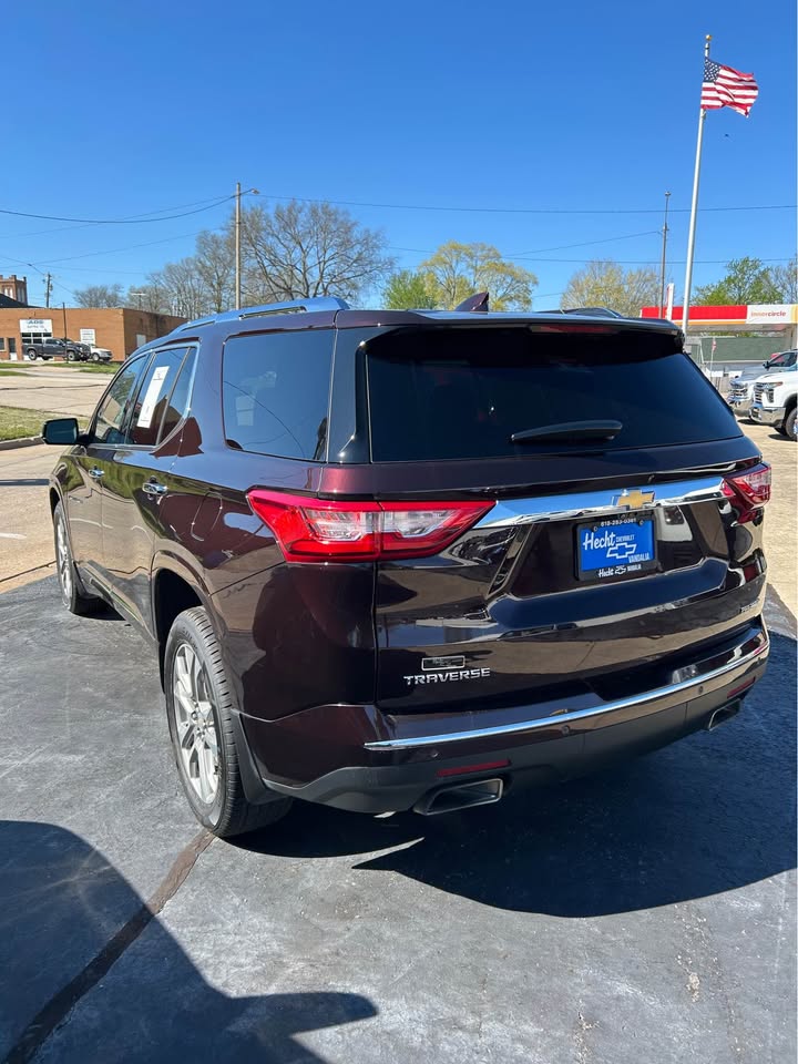 2021 Chevrolet Traverse Premier