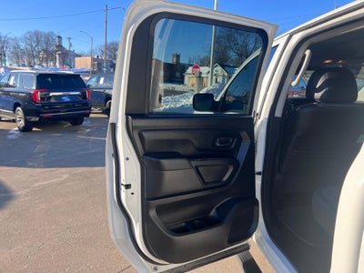 2018 Nissan TITAN XD S Gas