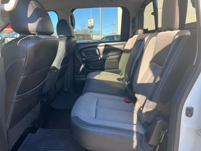 2018 Nissan TITAN XD S Gas