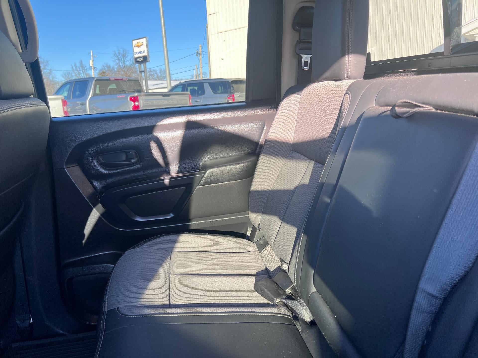 2018 Nissan TITAN XD S Gas