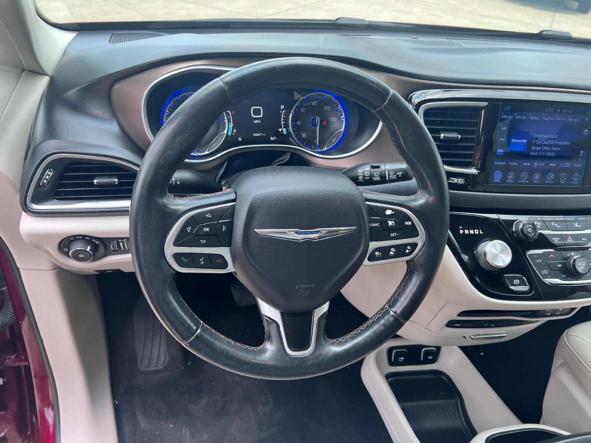 2017 Chrysler Pacifica Touring-L Plus