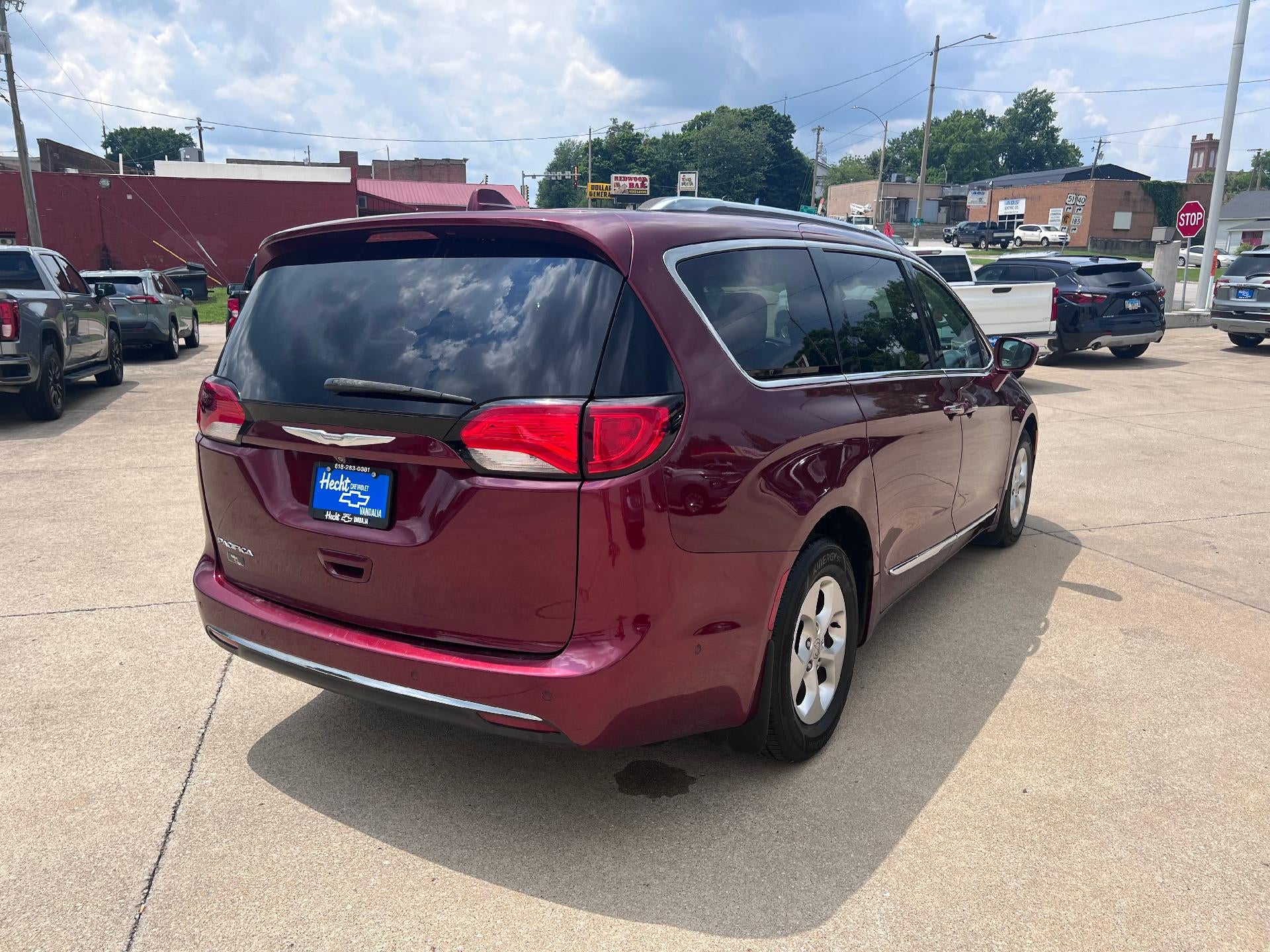 2017 Chrysler Pacifica Touring-L Plus