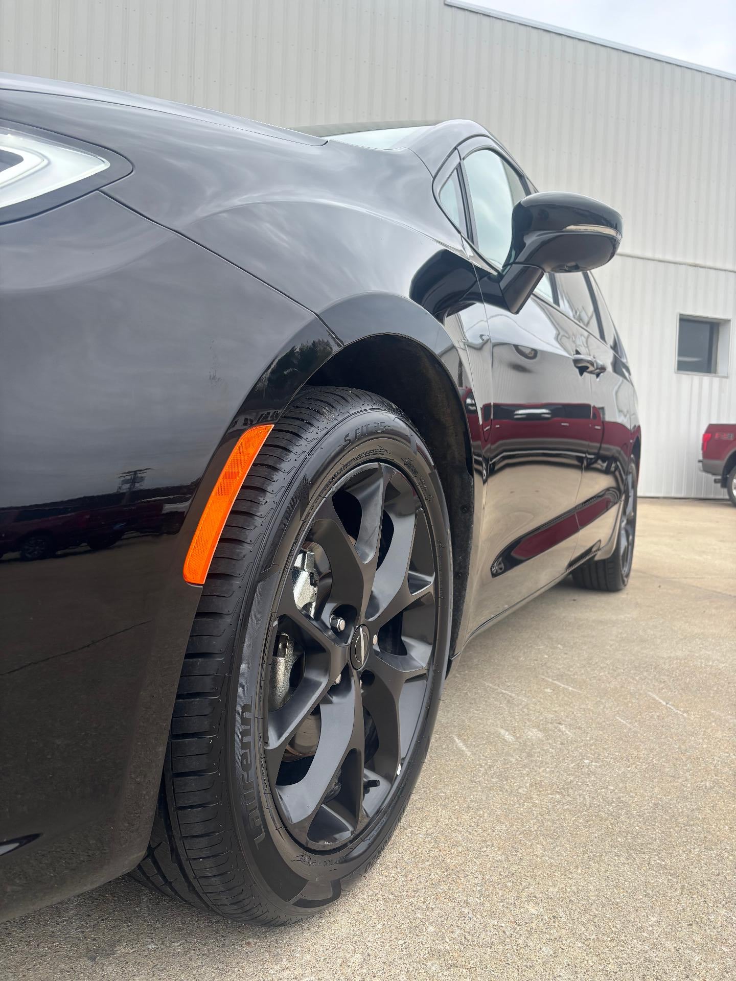 2025 Chrysler Pacifica Limited