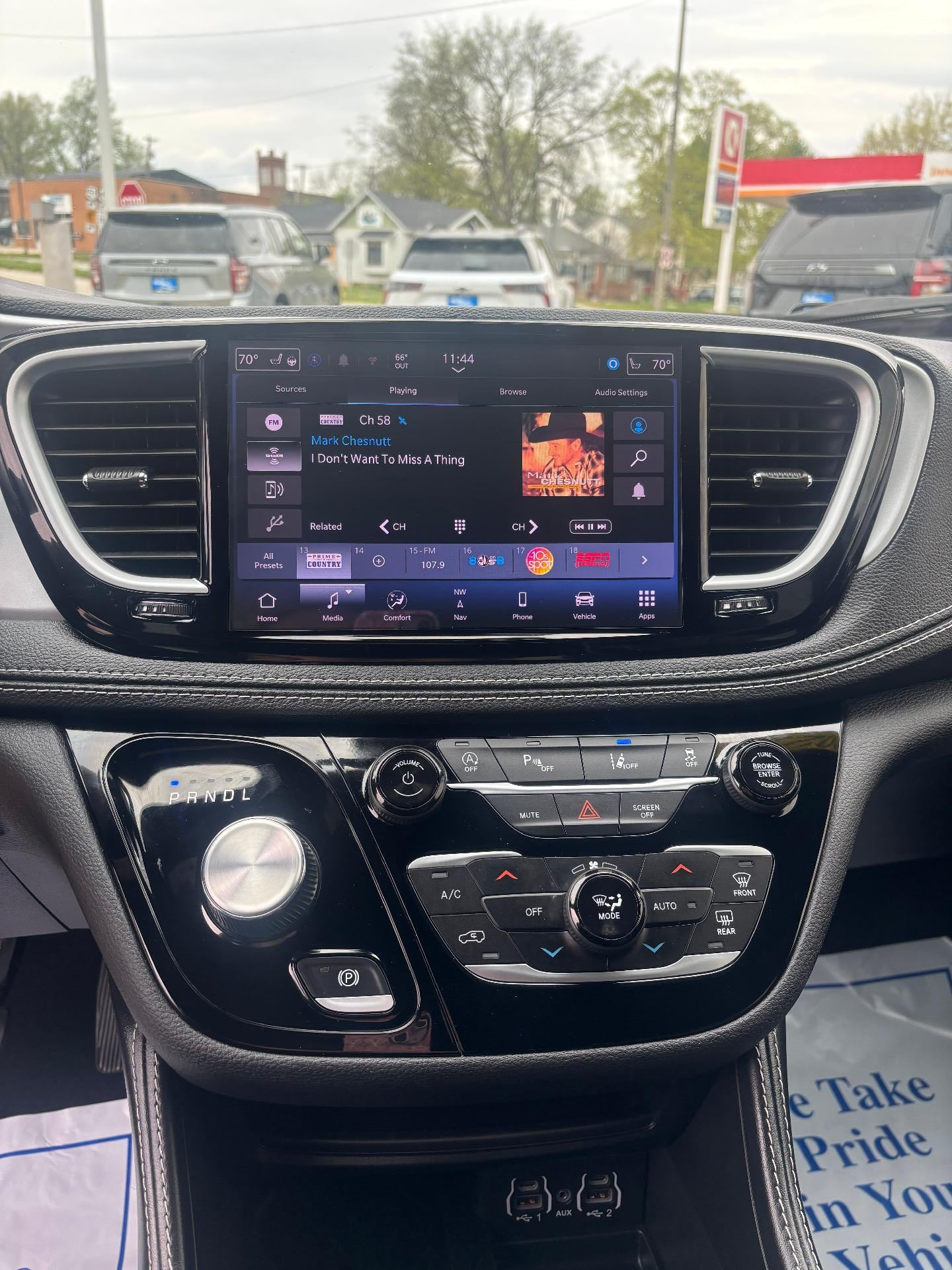 2025 Chrysler Pacifica Limited