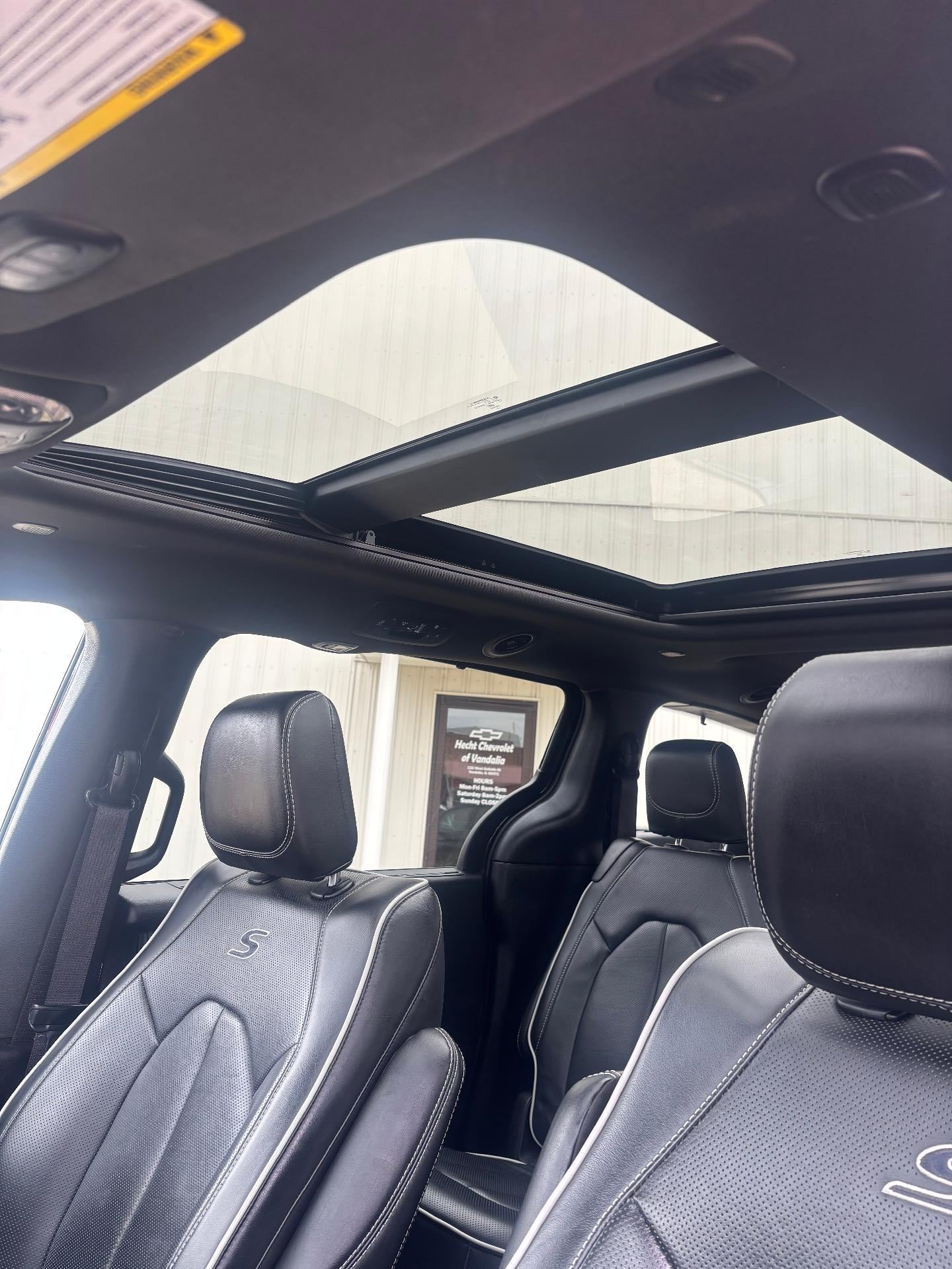 2025 Chrysler Pacifica Limited