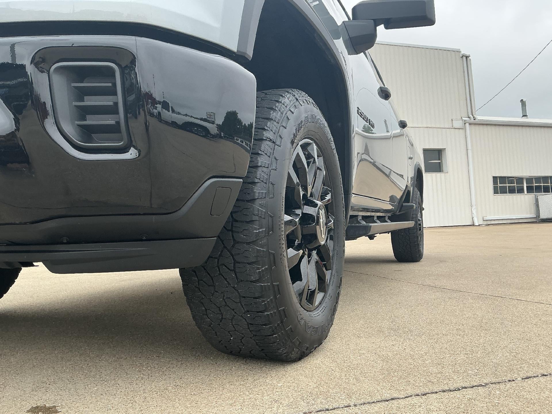 2025 Chevrolet Silverado 2500 HD Custom