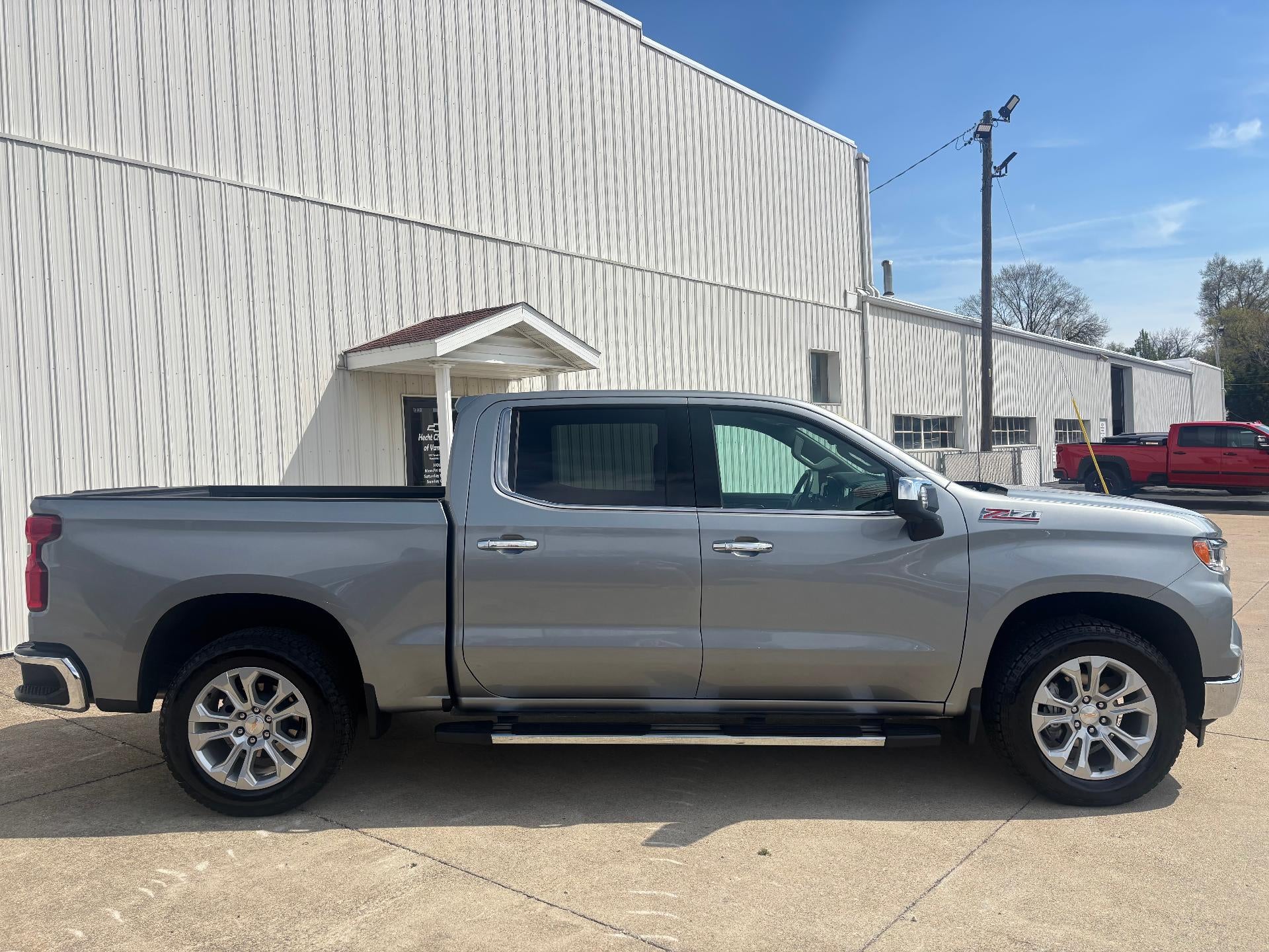 2025 Chevrolet Silverado 1500 LTZ