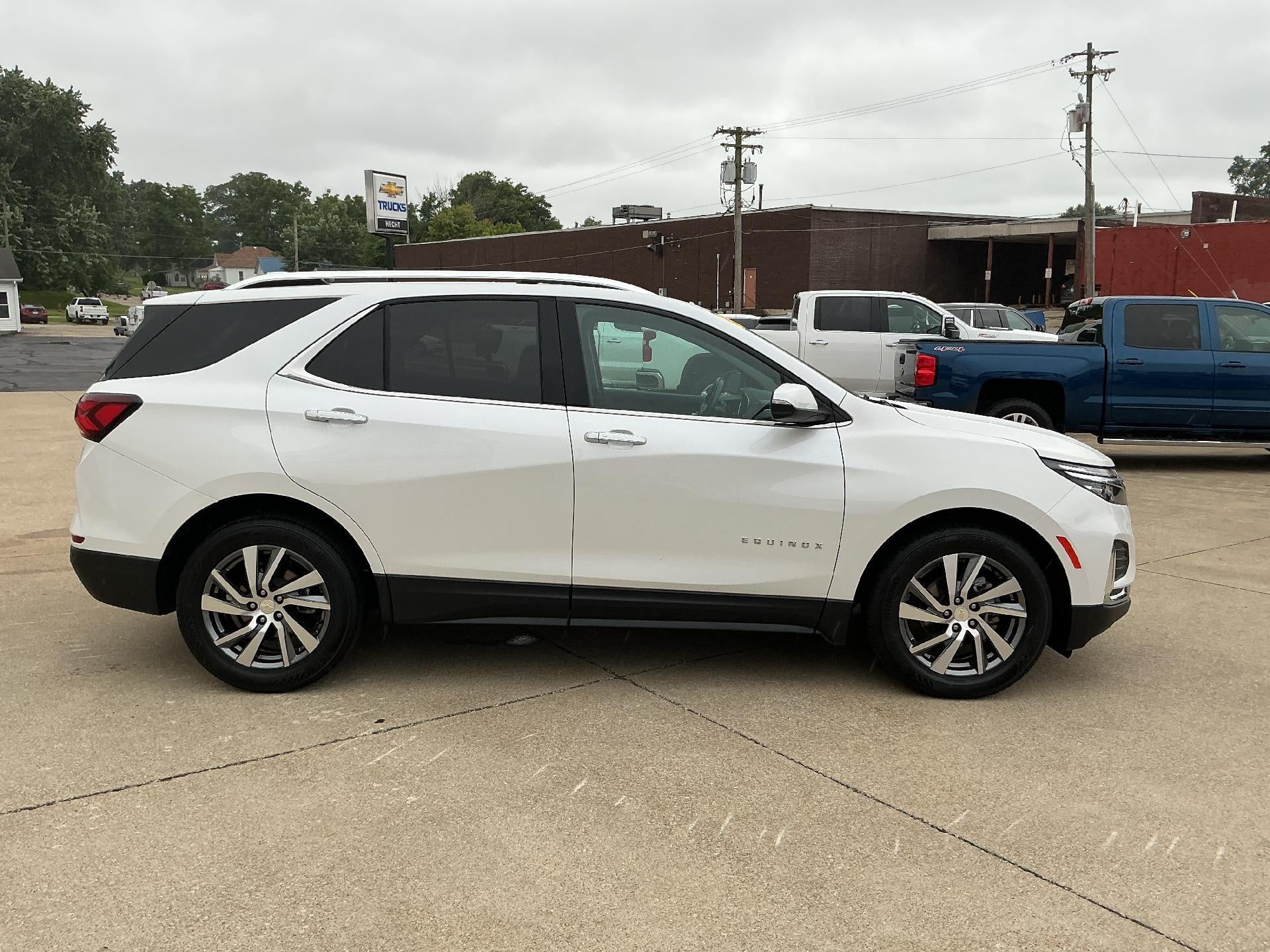 2022 Chevrolet Equinox Premier