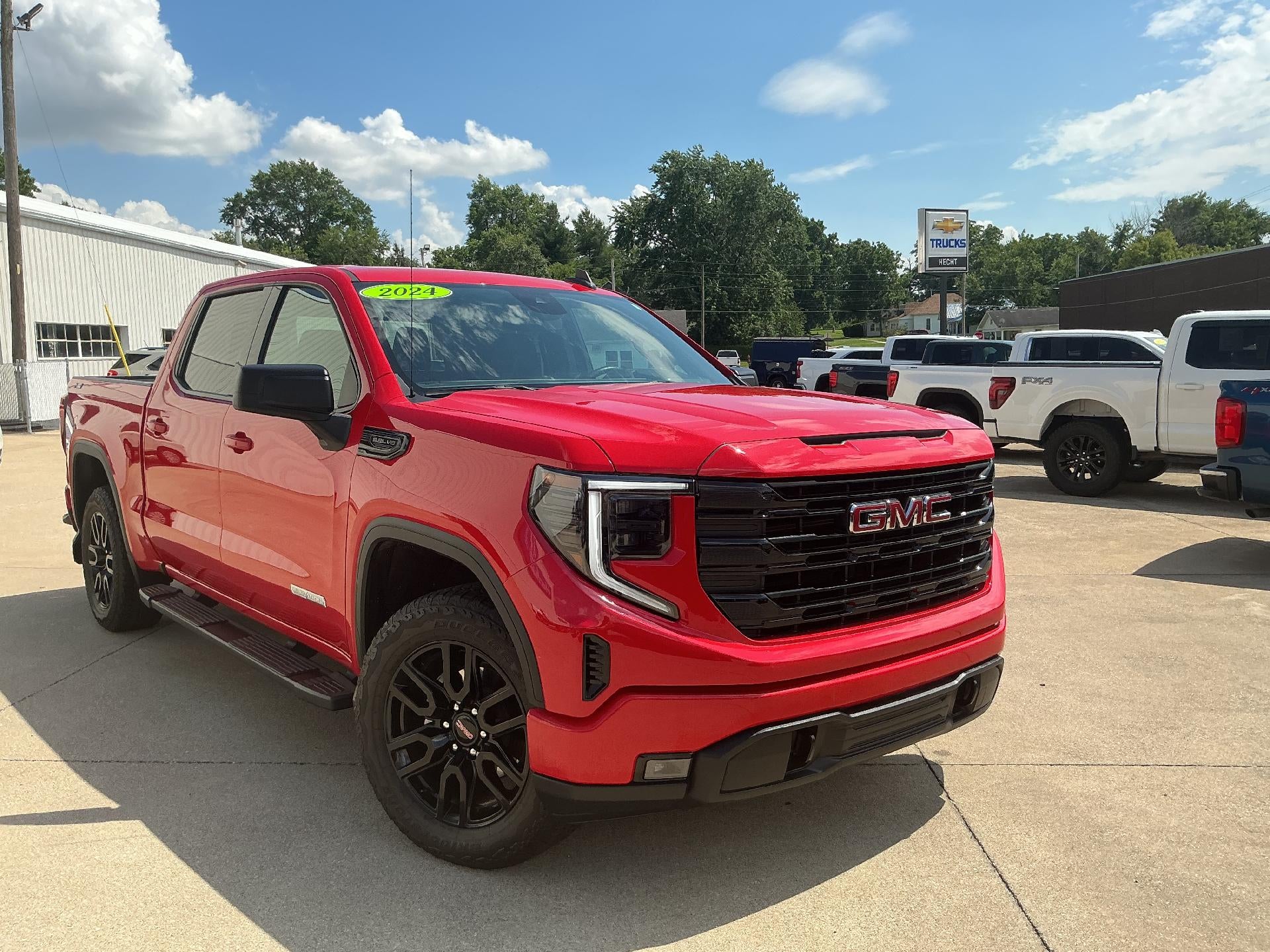 2024 GMC Sierra 1500 Elevation