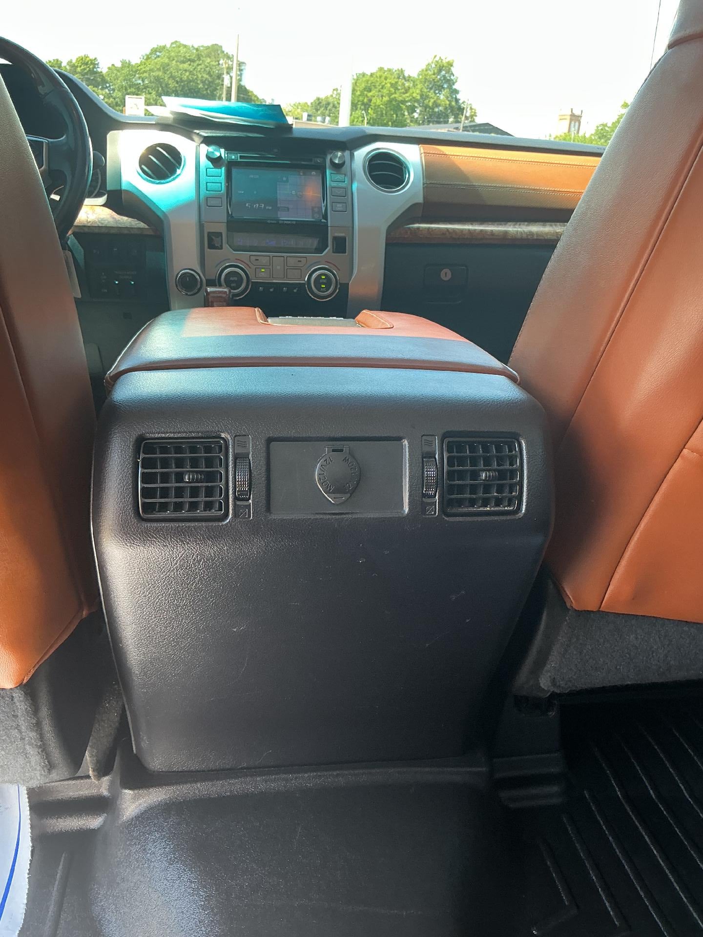 2016 Toyota Tundra Platinum 5.7L V8