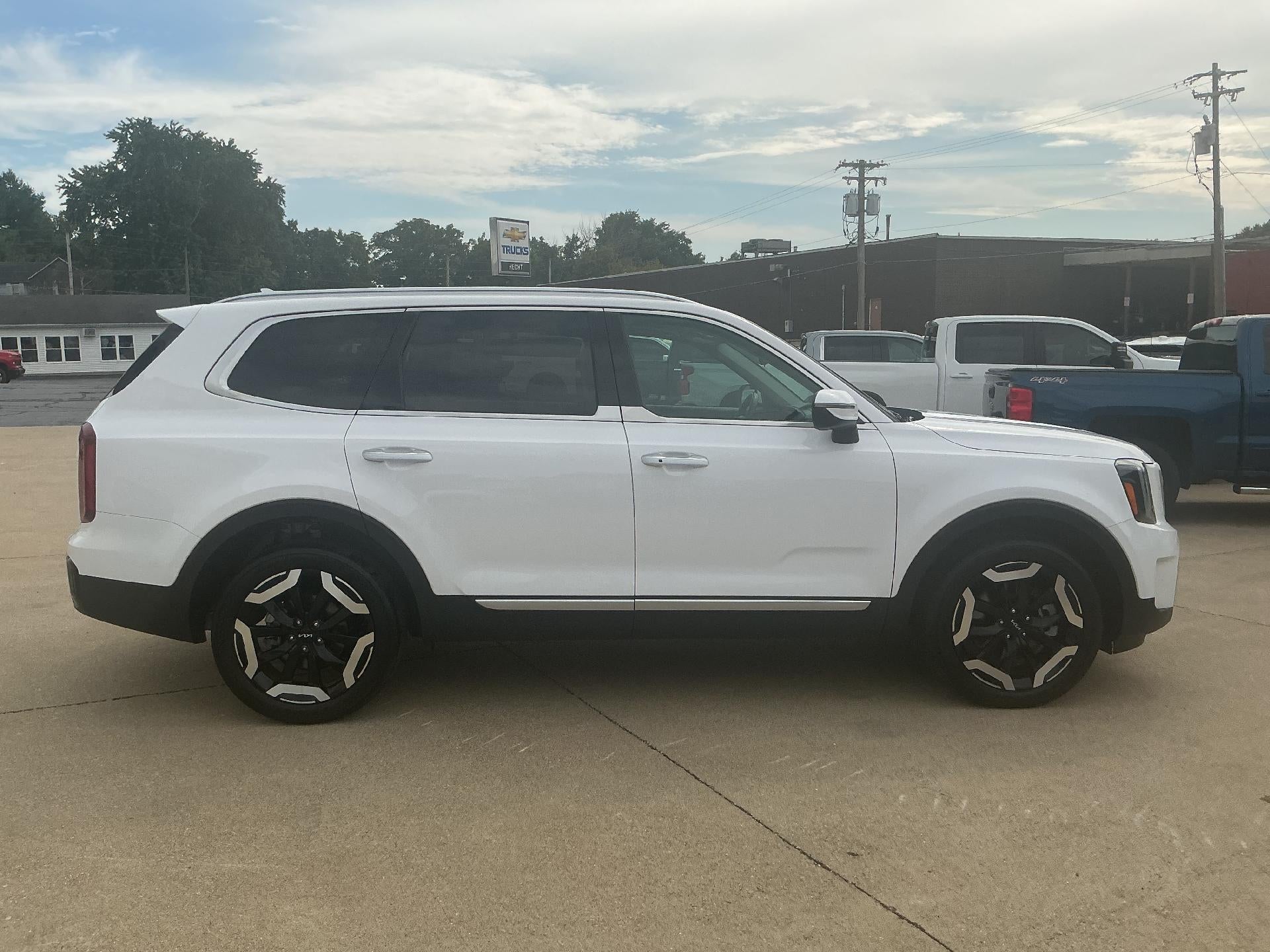 2025 Kia Telluride S
